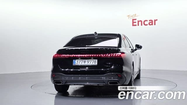 Audi A5 (B10) 4