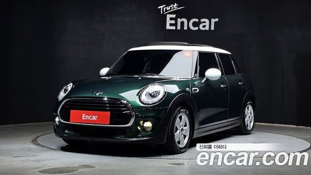 MINI Cooper D — 1