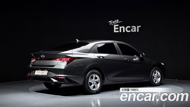 Hyundai Avante (CN7) 2