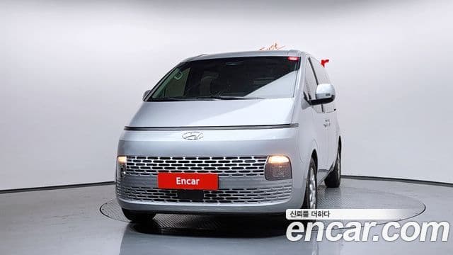 Hyundai Staria 3