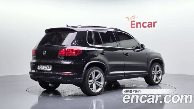 Volkswagen New Tiguan 2