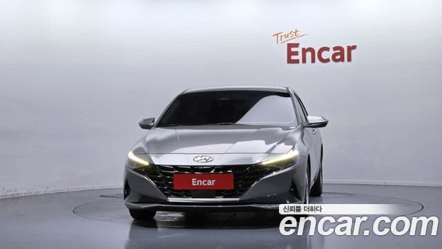 Hyundai Avante (CN7) 3