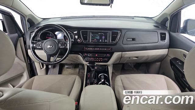 Kia The New Carnival 4