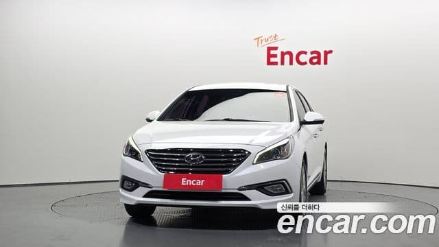 Hyundai LF Sonata 2