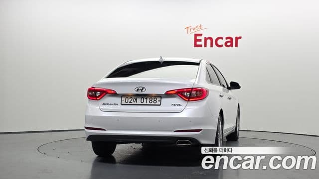 Hyundai LF Sonata 3