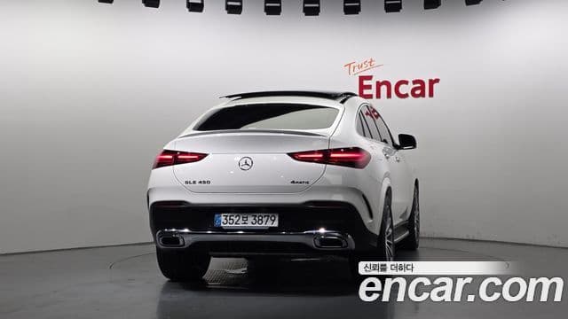Mercedes-Benz GLE-Class W167 3