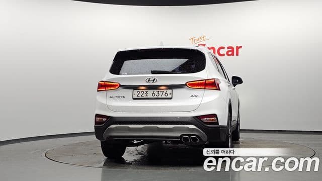 Hyundai Santa Fe TM 4