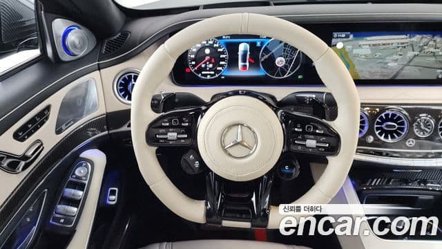 Mercedes-Benz S-Class W222 1