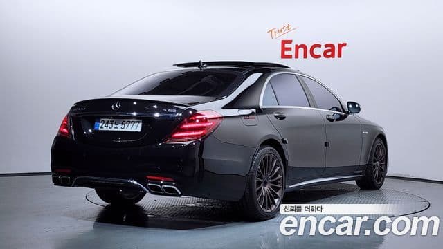 Mercedes-Benz S-Class W222 2