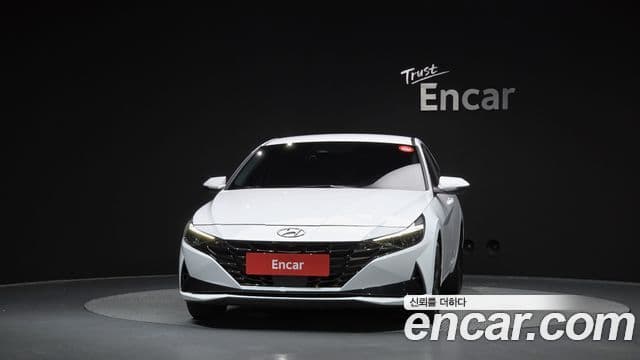 Hyundai Avante (CN7) 2