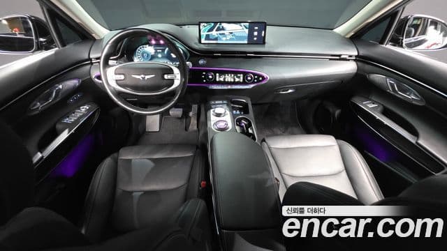 Genesis GV70 4