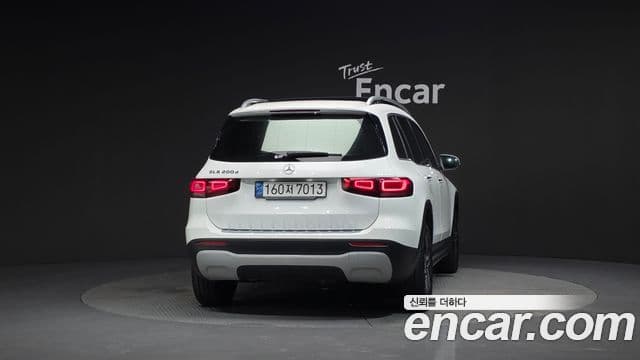Mercedes-Benz GLB-Class X247 4