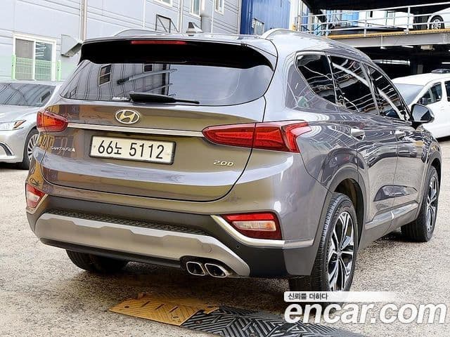 Hyundai Santa Fe TM 4