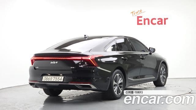 Kia K8 Hybrid 2