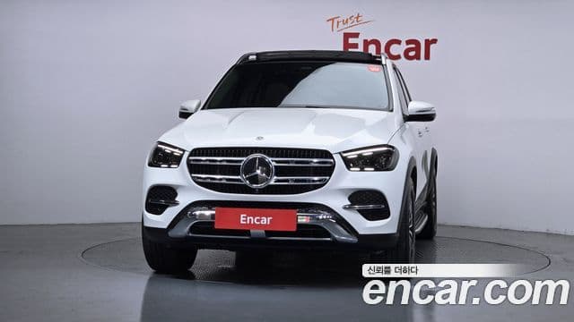 Mercedes-Benz GLE-Class W167 3