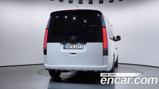 Hyundai Staria 3