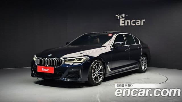 BMW 5 Series (G30)
