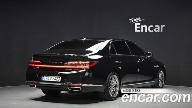 Genesis G90 2