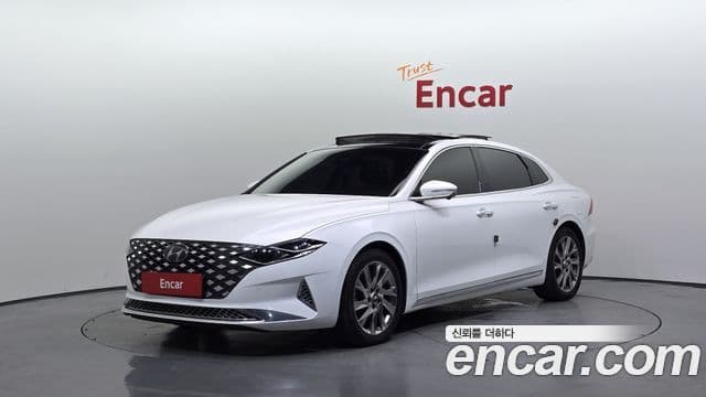 Hyundai The New Grandeur IG Hybrid 1