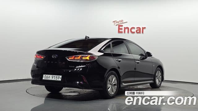 Hyundai Sonata New Rise Hybrid 2