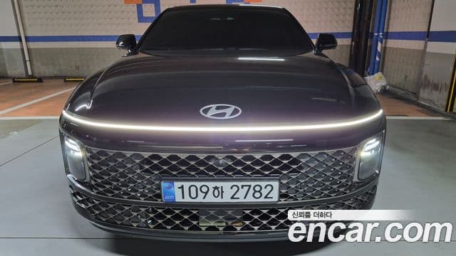 Hyundai Grandeur Hybrid (GN7) 1