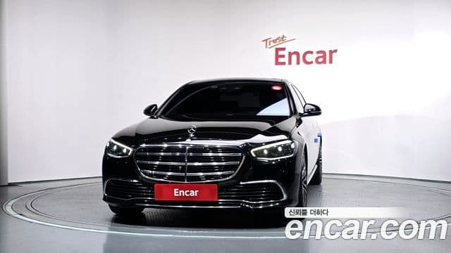 Mercedes-Benz S-Class W223 3