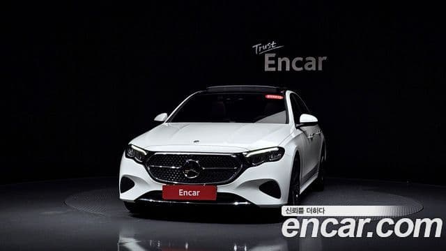Mercedes-Benz E-Class W214 3