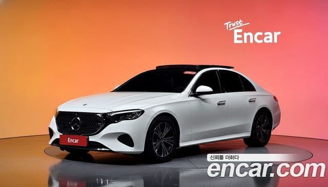 Mercedes-Benz E-Class W214 1