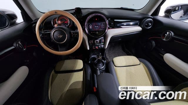 MINI Cooper 4