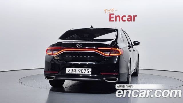 Hyundai Grandeur IG 3