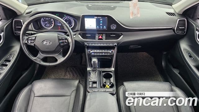 Hyundai Grandeur IG 4