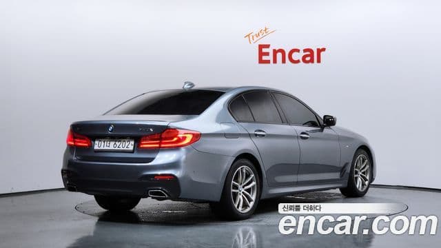 BMW 5 Series (G30) 2