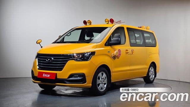 Hyundai The New Grand Starex