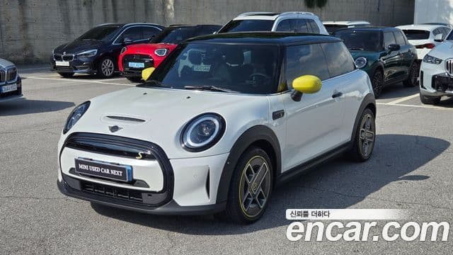 MINI Cooper Electric 1