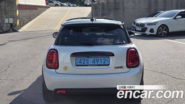 MINI Cooper Electric 4