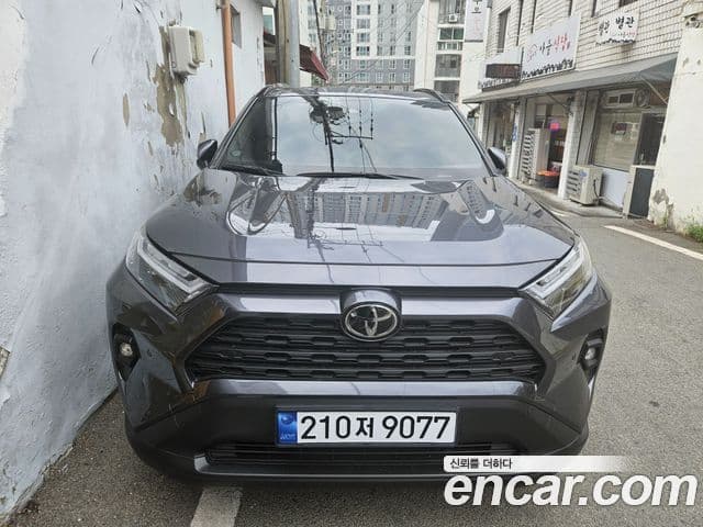 Toyota RAV4 5th Gen 1