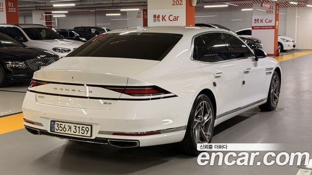 Genesis G90 (RS4) 4