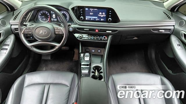 Hyundai Sonata (DN8) 4