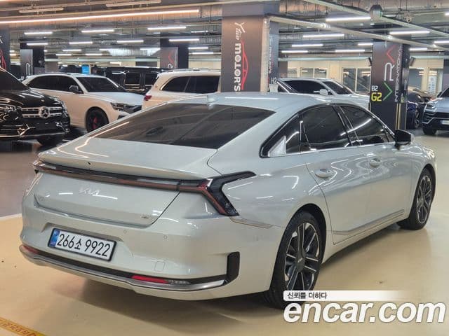 Kia The New K8 Hybrid 3