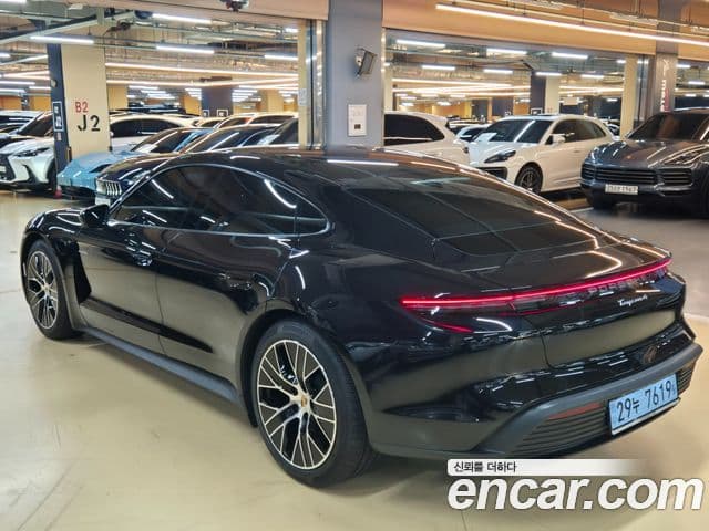 Porsche 타이칸 2
