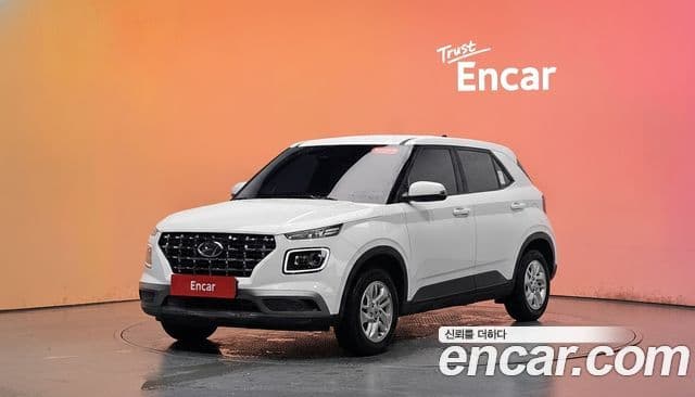 Hyundai Venue — 1