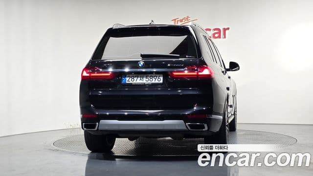 BMW X7 (G07) 3