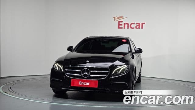 Mercedes-Benz E-Class W213 3