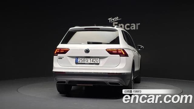 Volkswagen Tiguan Allspace 4