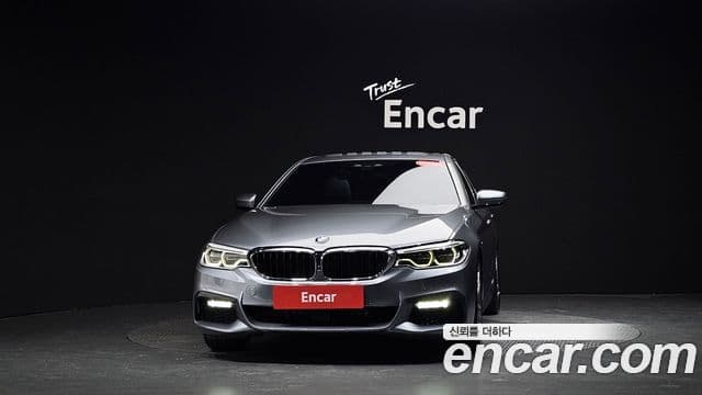 BMW 5 Series (G30) 2