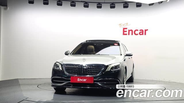 Mercedes-Benz S-Class W222 3