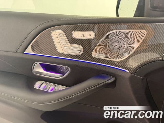 Mercedes-Benz GLE-Class W167 4