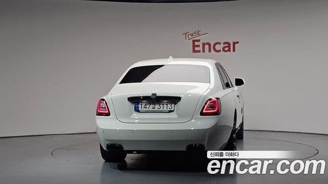 Rolls-Royce Ghost 2nd Gen 4