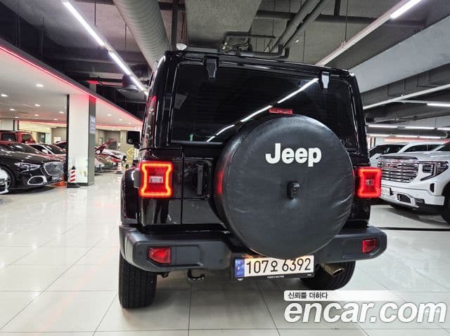 Jeep Wrangler (JL) 3