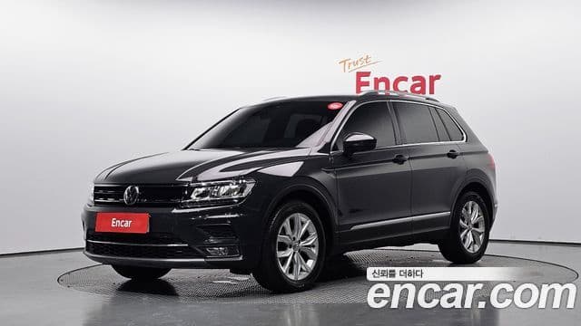 Volkswagen Tiguan 2nd Gen 1